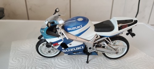 Motorrad modell 18 suzuki - modell,