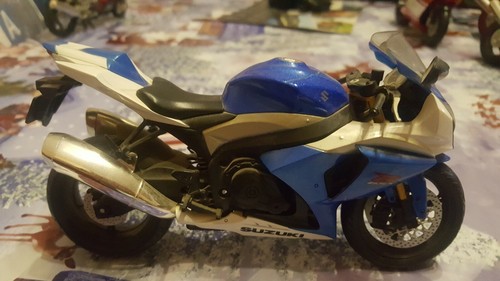 Suzuki gsx auf - suzuki,